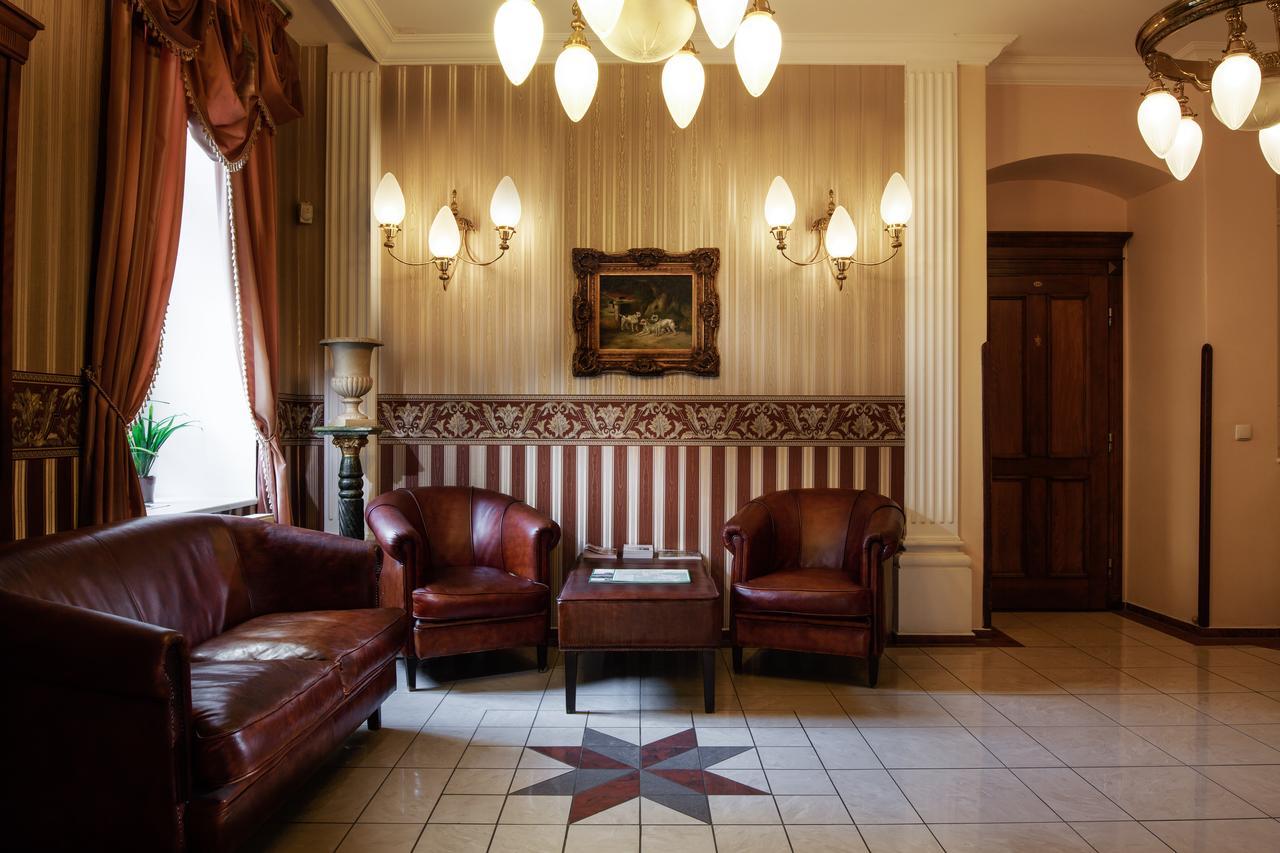 Lazensky Hotel Moskevsky Dvur カルロヴィ・ヴァリ エクステリア 写真