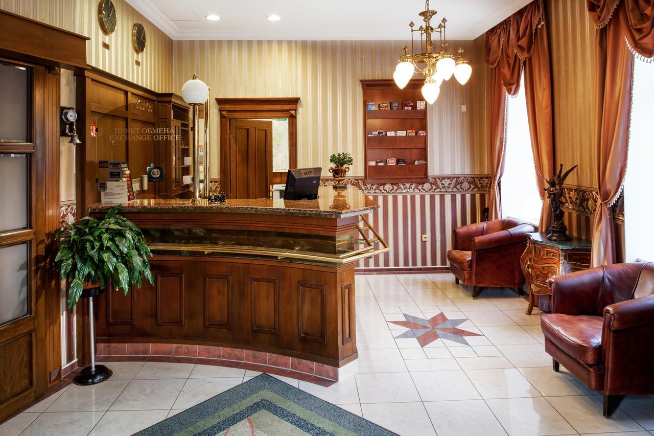 Lazensky Hotel Moskevsky Dvur カルロヴィ・ヴァリ エクステリア 写真